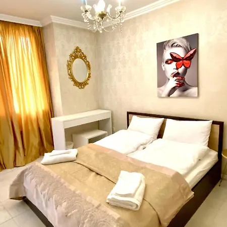 Guest With Living Room, Dining And Kitchen Next To Center アパート ソフィア