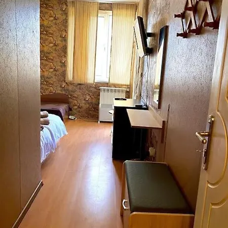 Apartment Guest With Living Room, Dining And Kitchen Next To Center Sofia