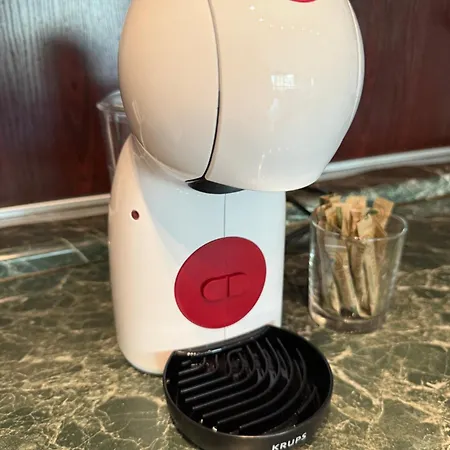 Guest With Living Room, Dining And Kitchen Next To Center *