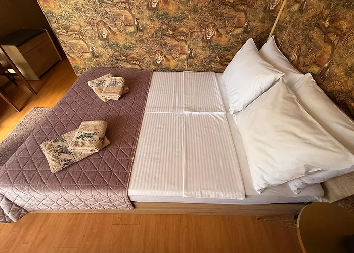 Guest With Living Room, Dining And Kitchen Next To Center *